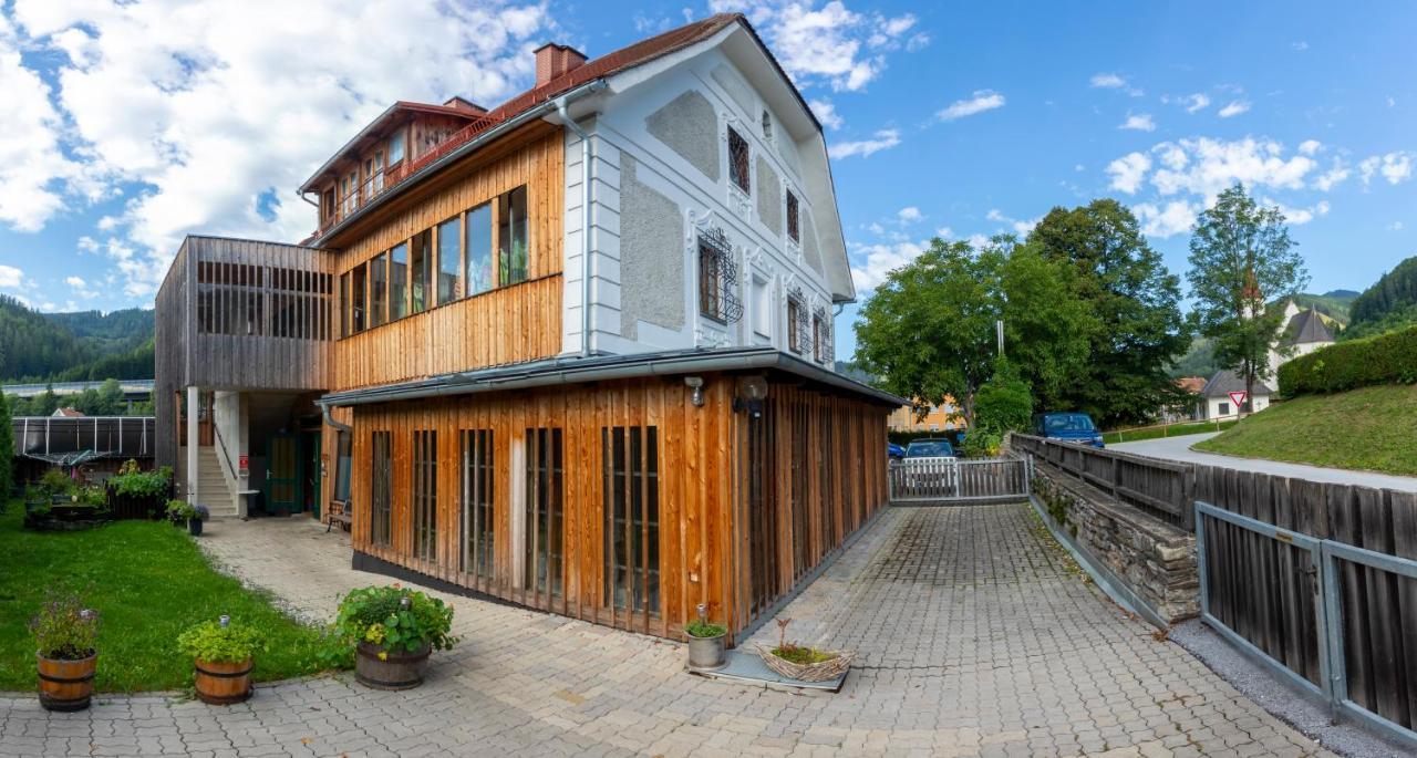 Gasthof Altes Hammerherrenhaus Uebelbach Экстерьер фото